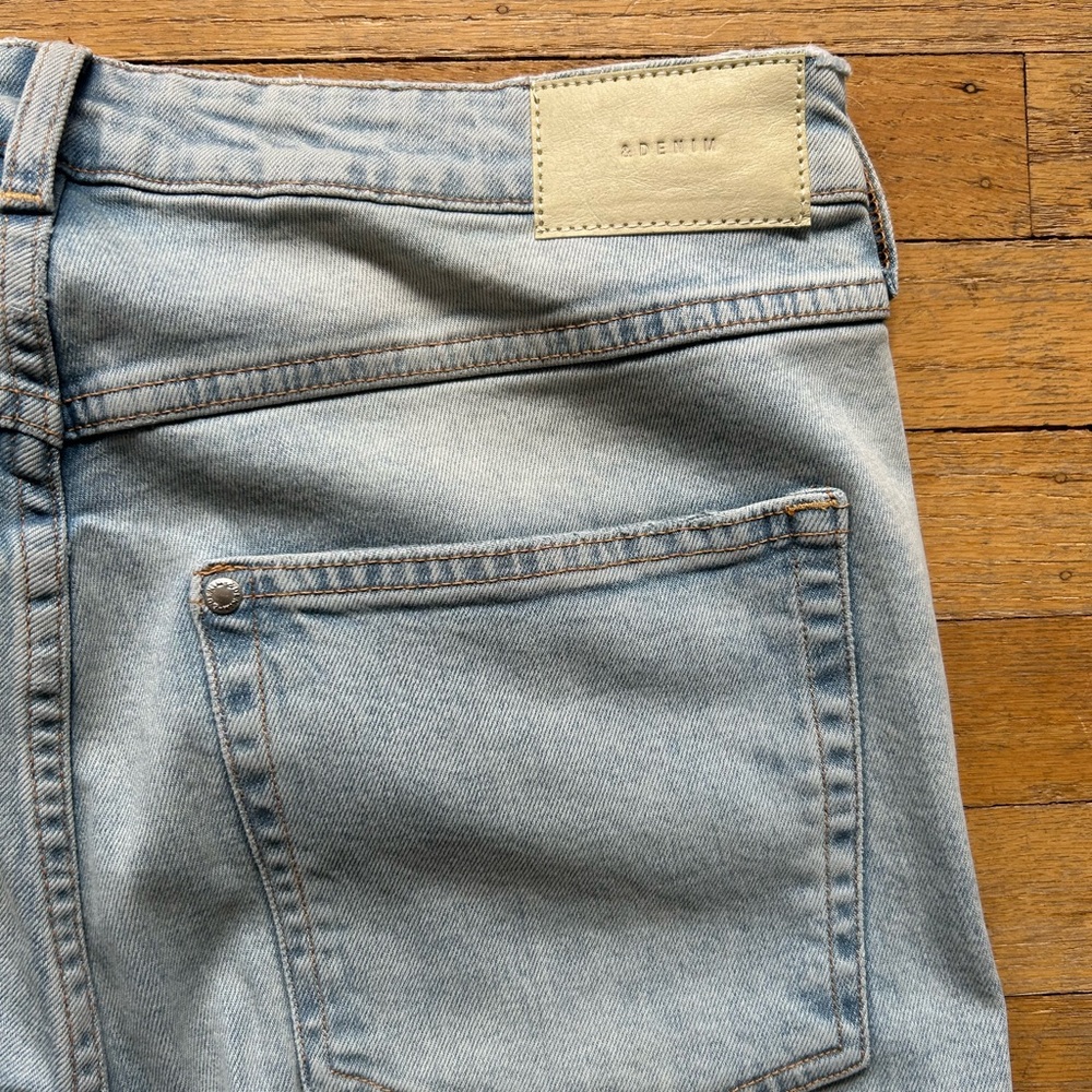 H & M &Denim Vintage Slim High waist Size 12 Womens